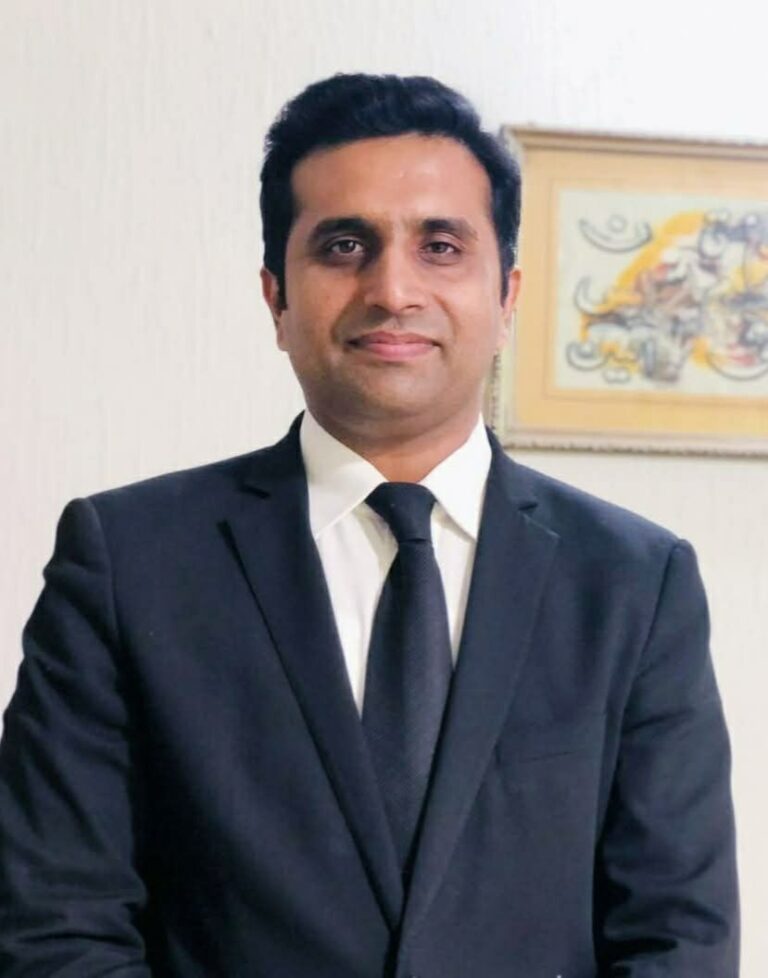 187d9e8b 7417 4f01 8e37 a59d153c7643 768x978