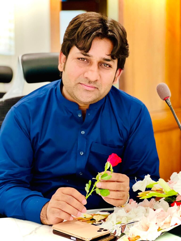 568cdbe2 d11b 46bc 90a8 5ae1ad62d83a 768x1024