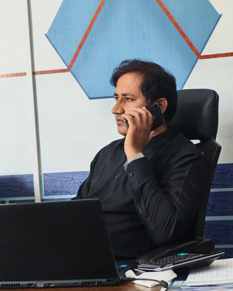 f7f3d343 77e8 4811 afc0 325674be2e14 768x960