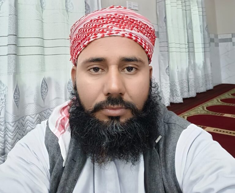 Naveed Ahemd 768x630